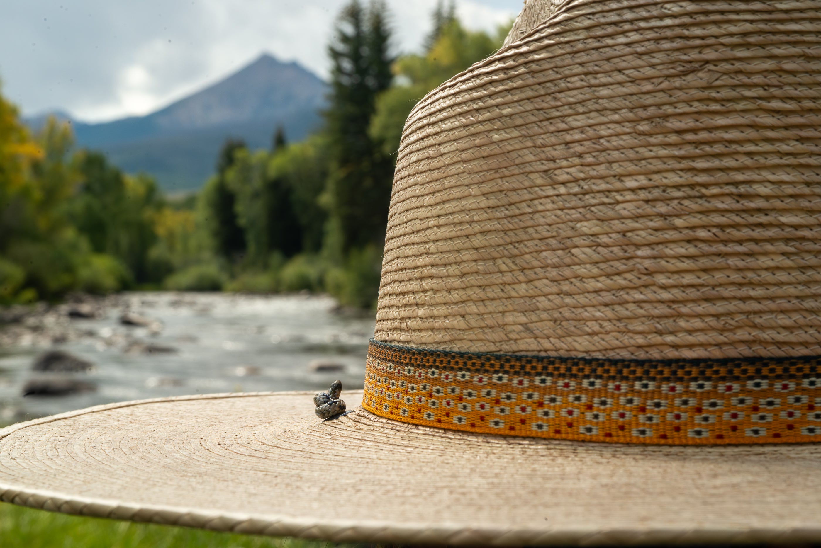 FISHPOND High Country Hat - Feather Craft Fly Fishing