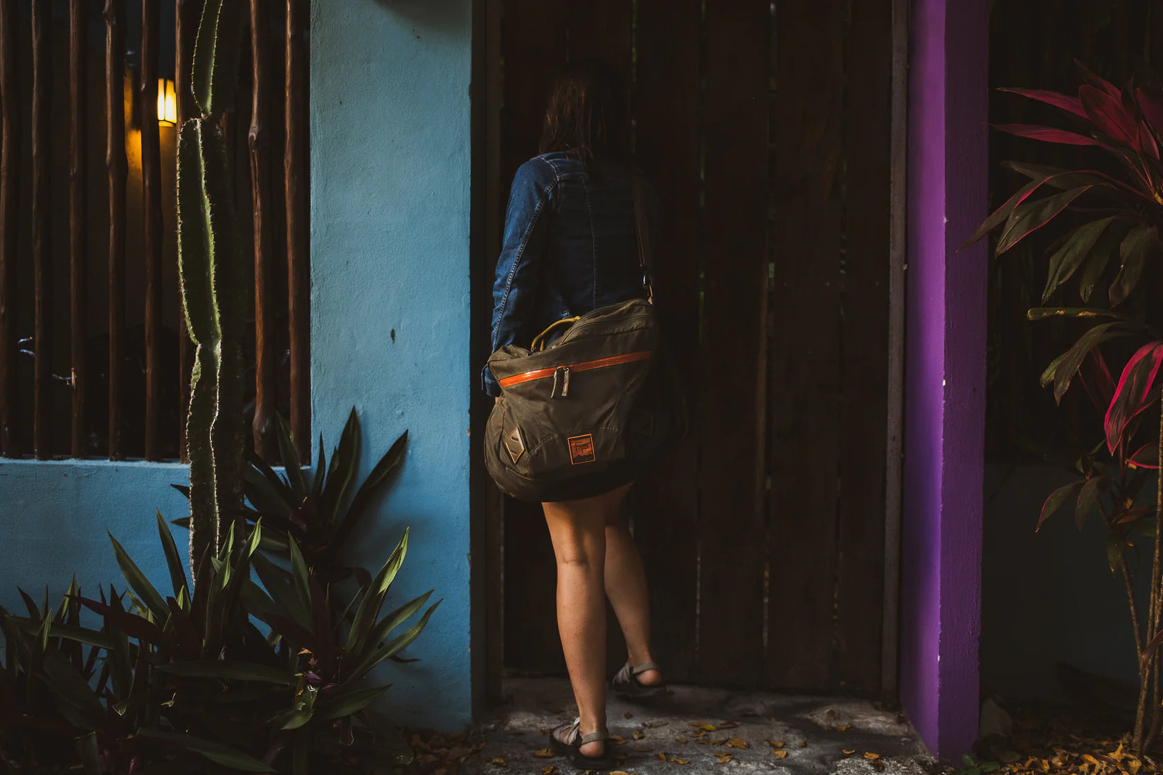 Fishpond Half Moon Weekender Bag - Feather Craft Fly Fishing