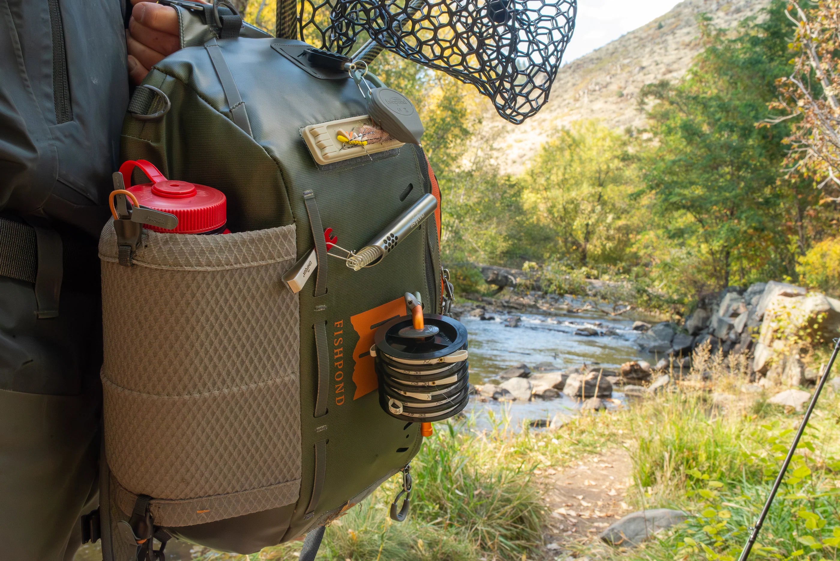 Fishpond Stormshadow Sling Pack - Feather Craft Fly Fishing