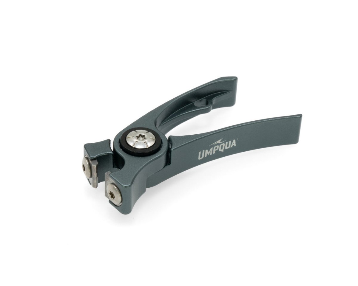 Feather Craft - Umpqua River Run Nipper with Lanyard - Feather Craft Fly Fishing