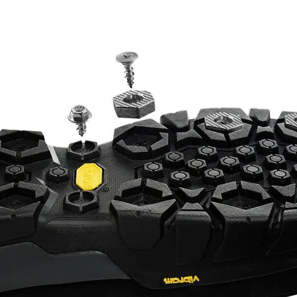 Grundens Hexagrip Alloy Cleat & Carbide Stud Puck Pack by Grundens