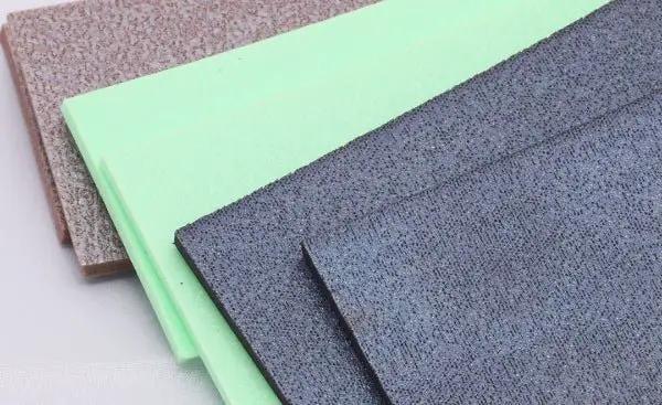 Beetle Back Foam by Hareline Dubbin
