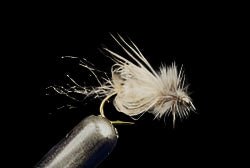 Hareline Dubbin - Sparkle Emerger Yarn - Feather Craft Fly Fishing