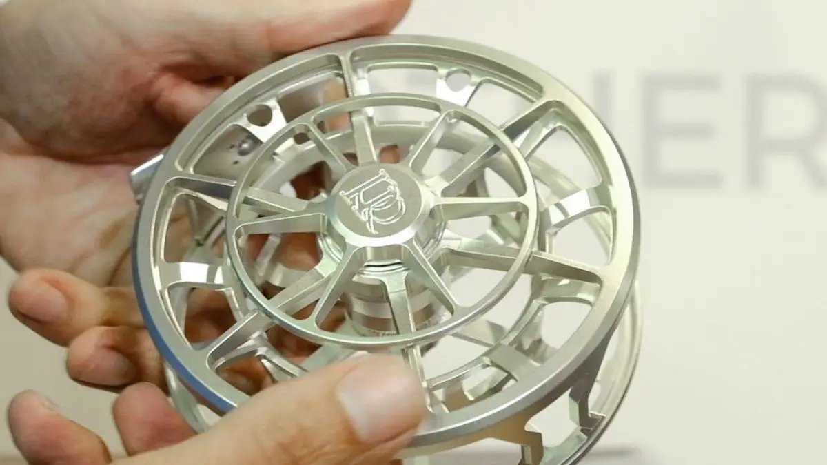 Ross Evolution-R Salt Fly Reel by Ross