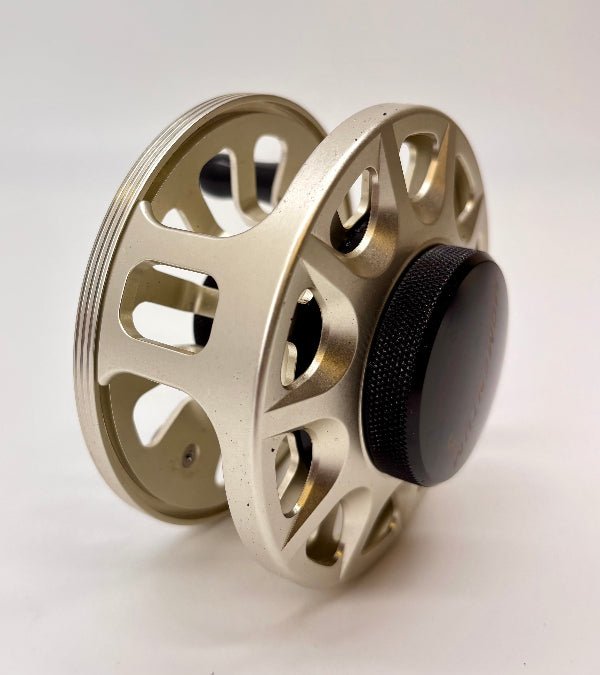 Ross - Trade - In Ross Momentum - 5 Saltwater Fly Reel - Feather Craft Fly Fishing