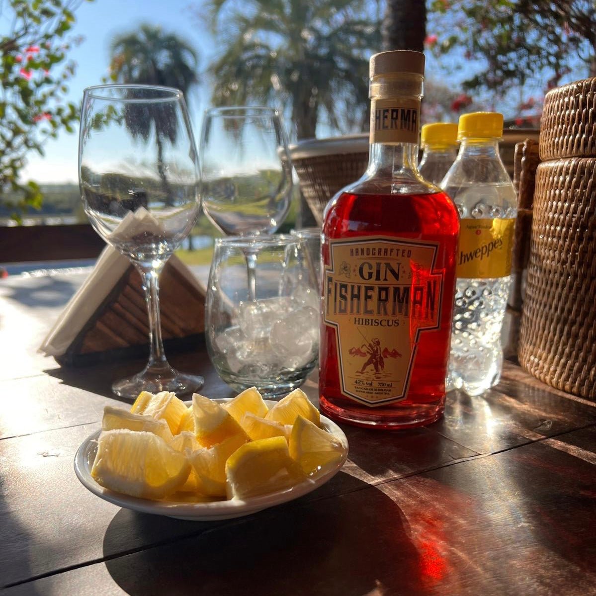 Feather Craft - Argentina Hosted Travel: Don Joaquín River Lodge - Feather Craft Fly Fishing