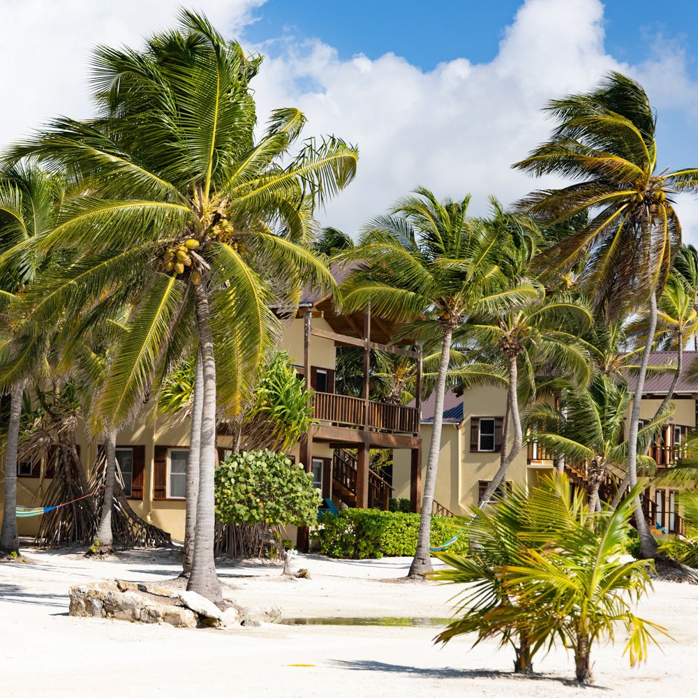 Feather Craft Pursuits - El Pescador Lodge Belize - Feather Craft Fly Fishing