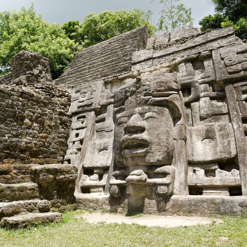 Feather Craft Pursuits - El Pescador Lodge Belize - Feather Craft Fly Fishing