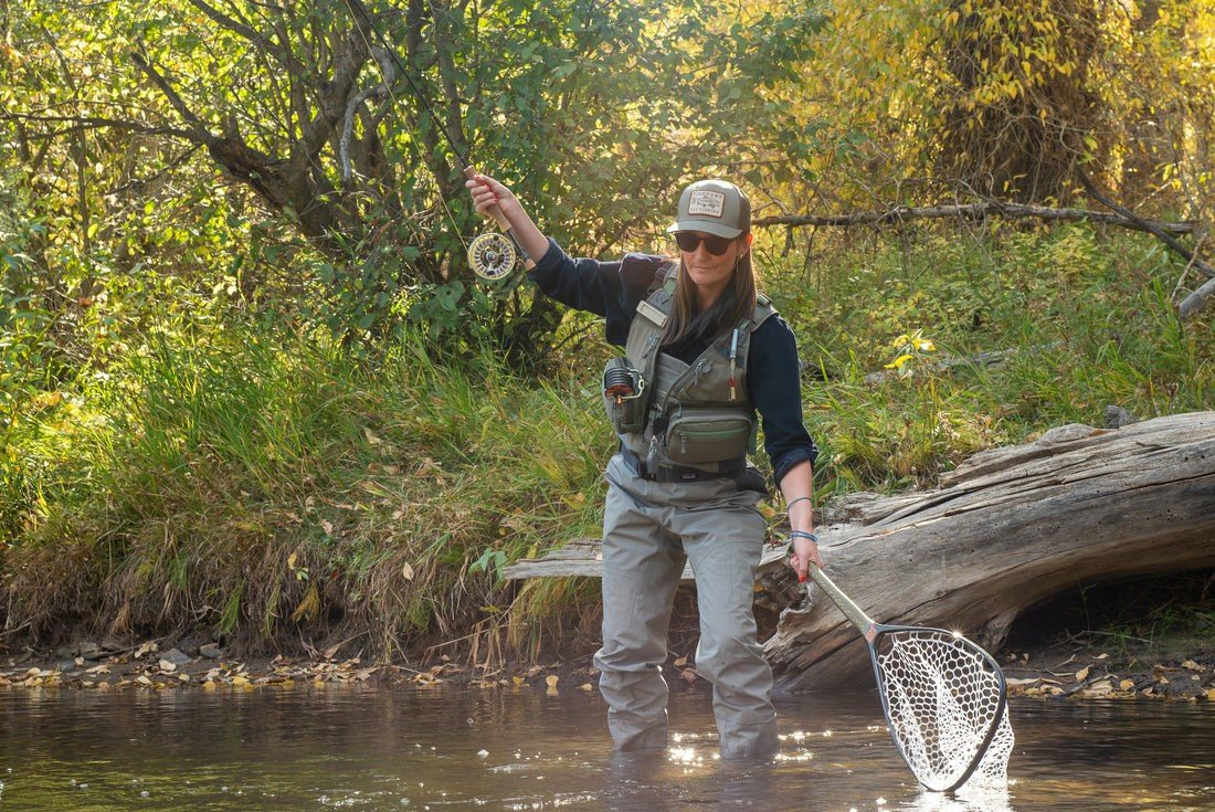 Fishpond - FISHPOND Flylite Women's Vest - Feather Craft Fly Fishing