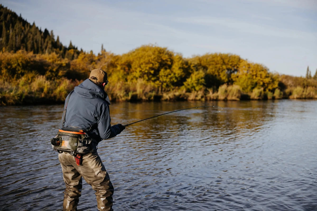 Fishpond - Fishpond Stormshadow Lumbar Pack - Feather Craft Fly Fishing