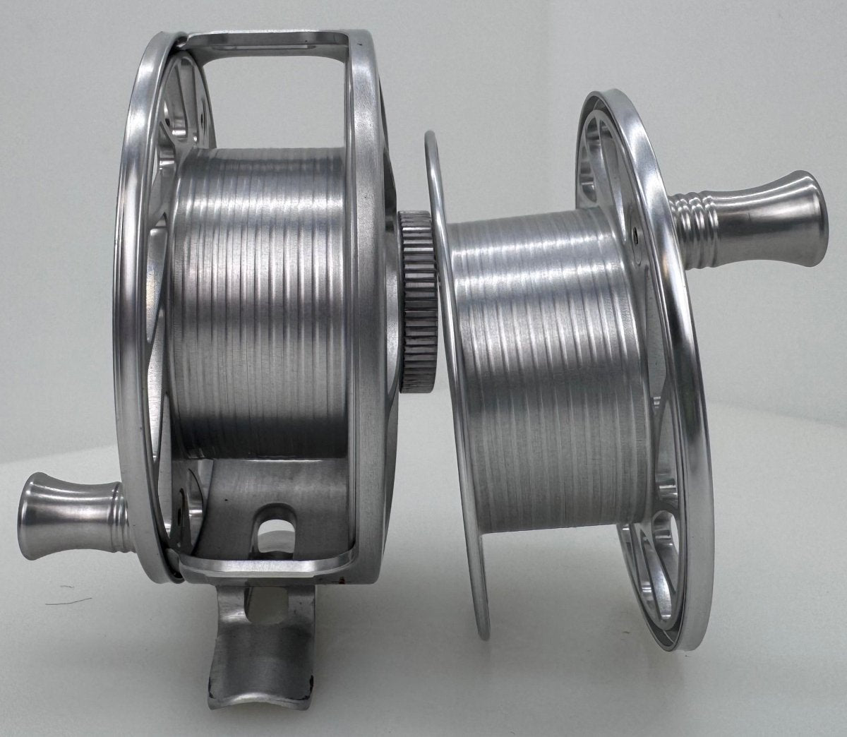 Hatch - Trade - In Hatch Finatic Fly Reel and Spool Combo Silver/Red - Feather Craft Fly Fishing