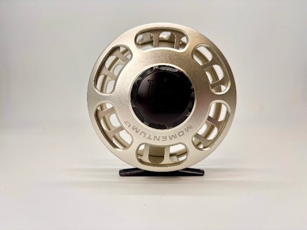 Ross - Trade - In Ross Momentum - 5 LT Saltwater Fly Reel - Feather Craft Fly Fishing